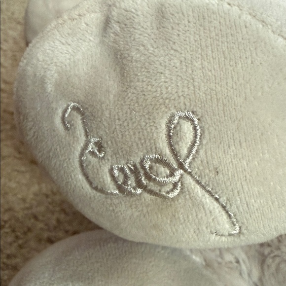 Super Cuddly Gaston The Sheep by Emilie & Theo - Picture 4 of 7